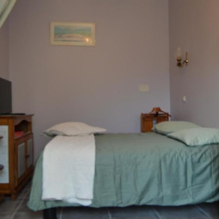 Chambre Charentaise Vars  Exteriér fotografie