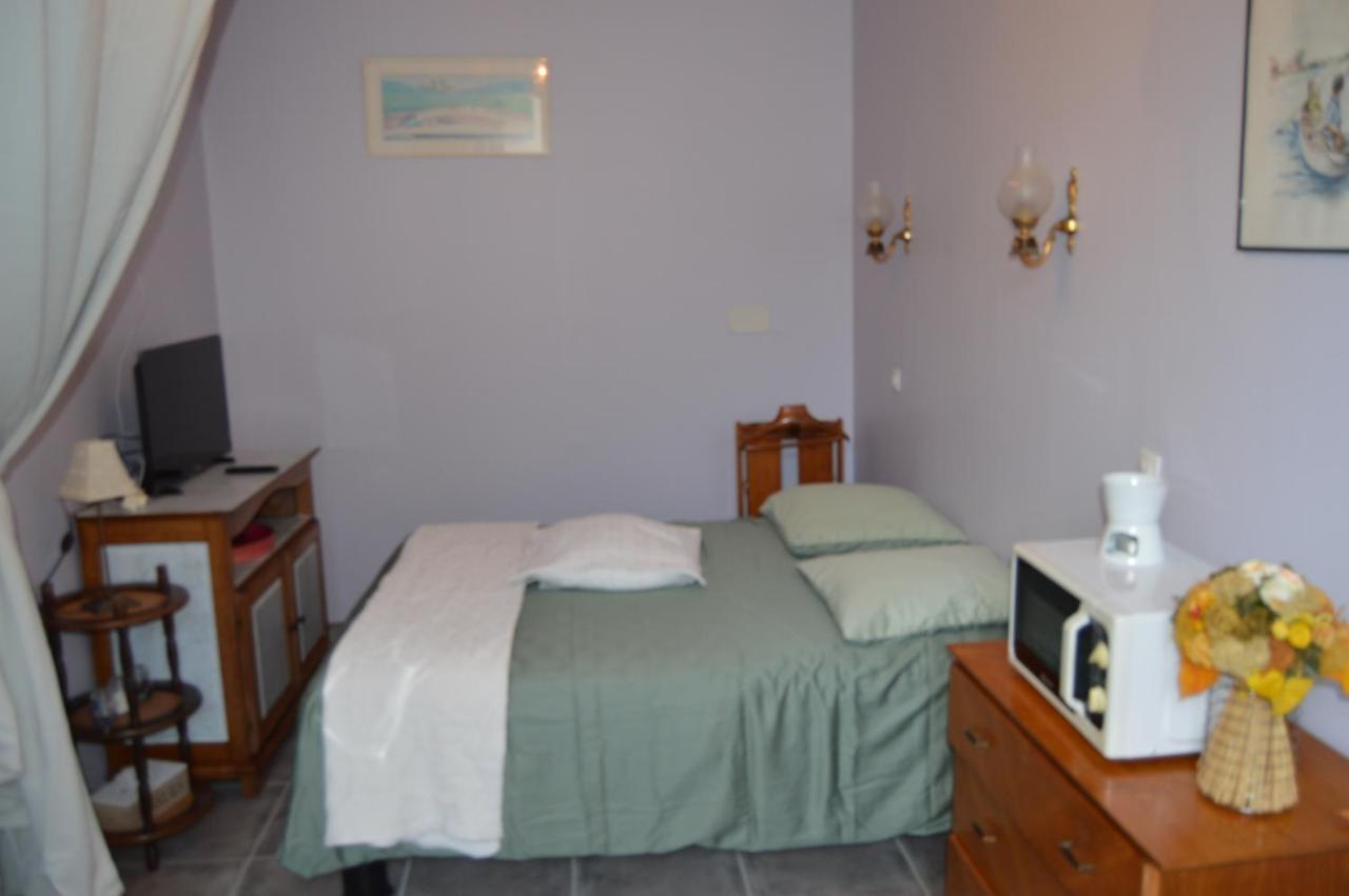 Chambre Charentaise Vars  Exteriér fotografie
